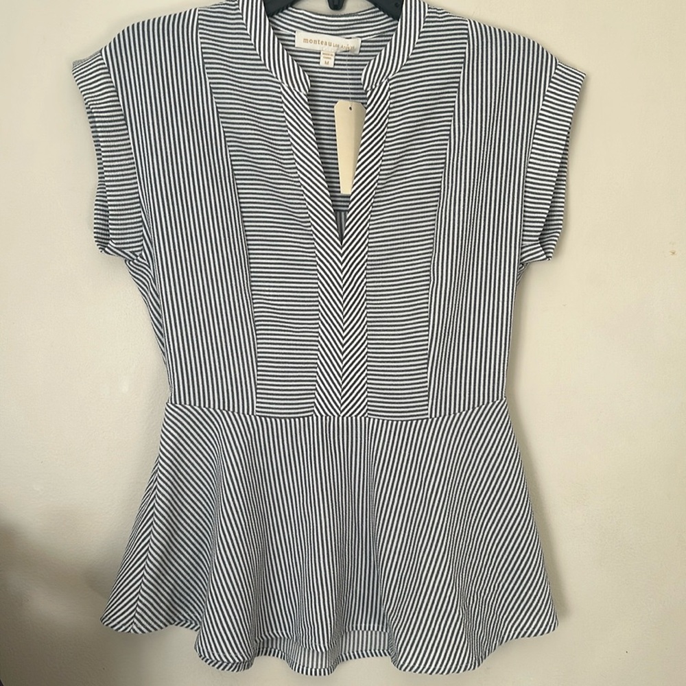 New with tags. Size M.